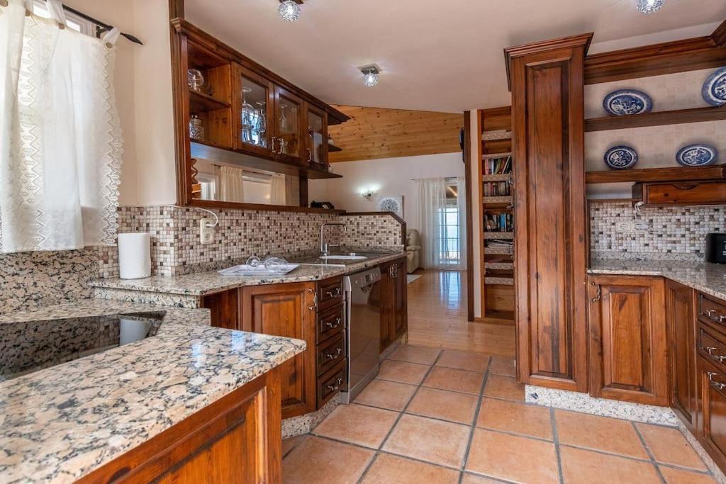Villa Carlitos Vistas Al Mar Y A La Montana Costa Adeje  Zewnętrze zdjęcie